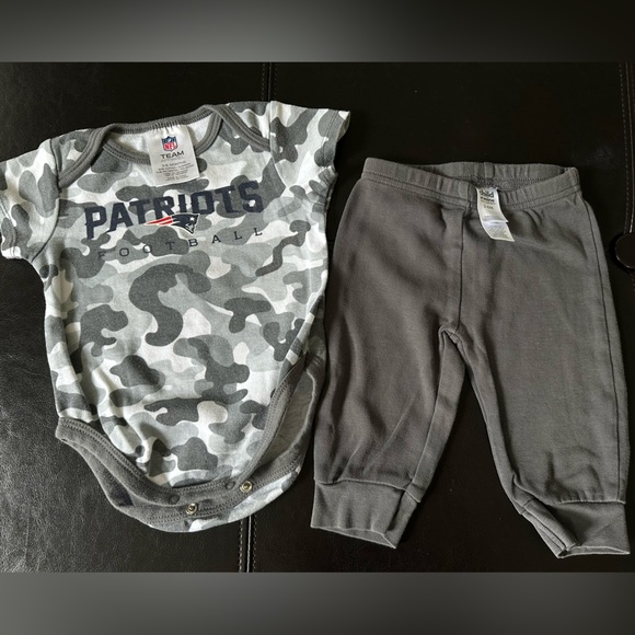 Baby Outfits - Ralph Lauren coverall, NFL Team Apparel onesies, Carter’s pants - Picture 7 of 9